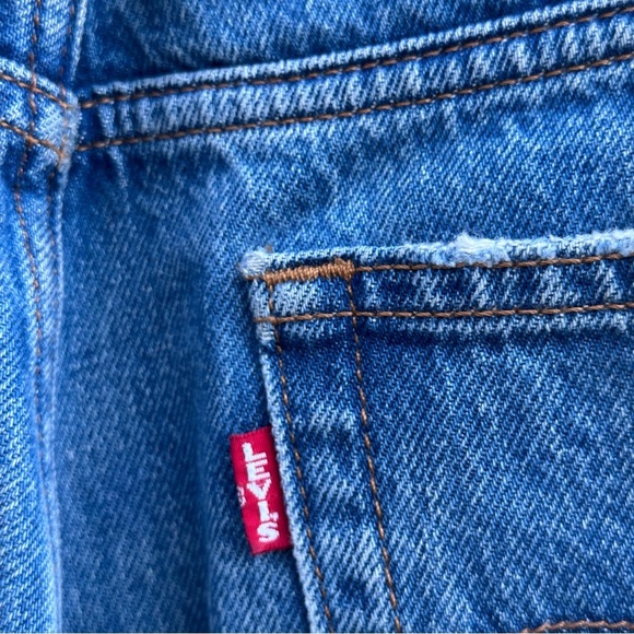 Levi's Premium Blue Distressed Women Jeans Size 32 - Picture 7 of 14